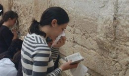 娱乐吃瓜君带孩子,趣味育儿记